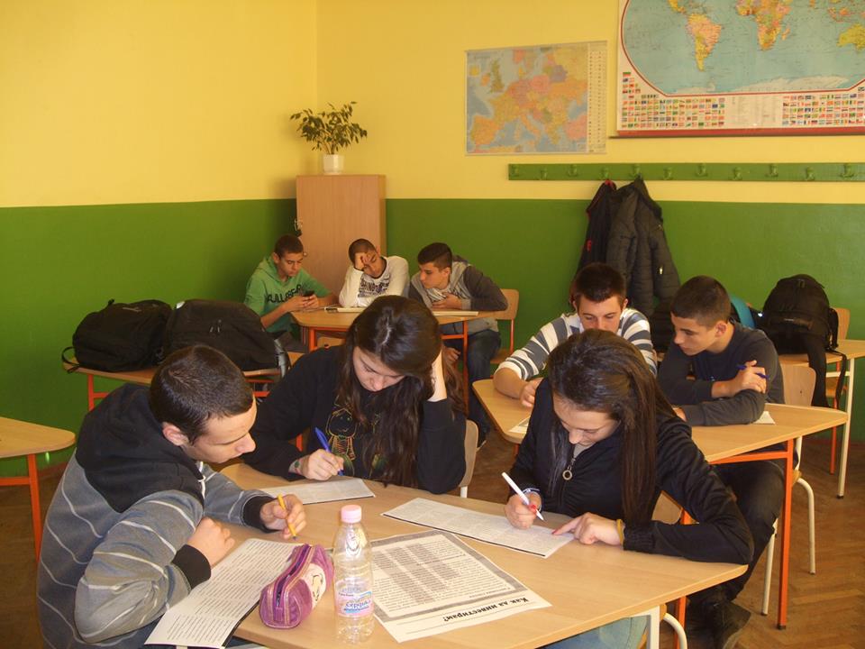 10393567_747202565335325_442422374594681666_n