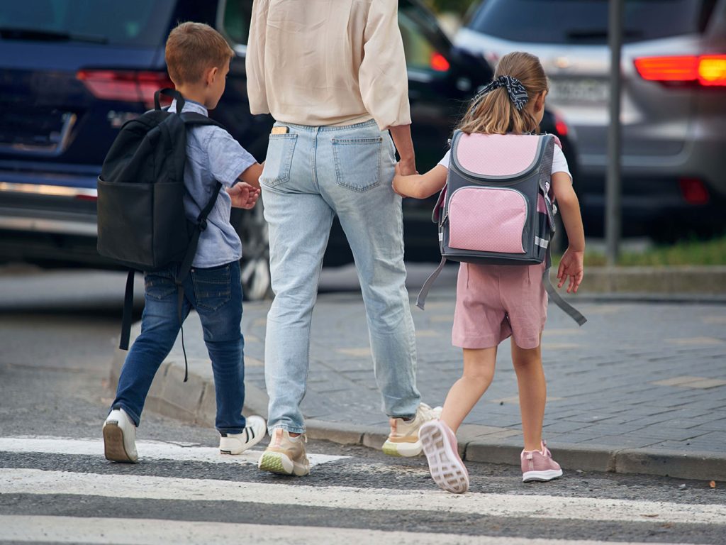 Otlichnik-na-putya-2-Envato