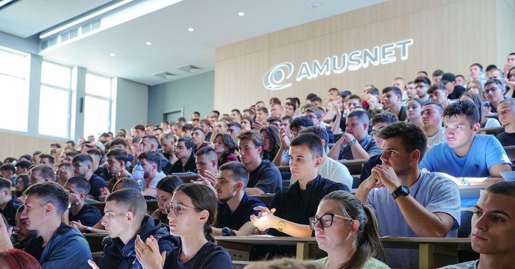 обновена зала Яким Якимов